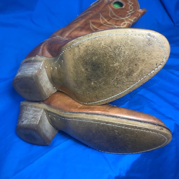 Men’s Cowboy Boots 7D pretty good shape only $24 - Picture 3 of 4